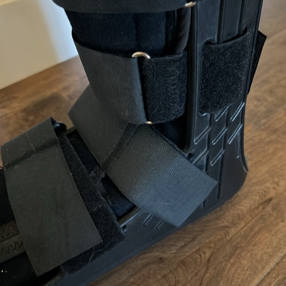 Like New Unisex Adult DJ Orthopedic Black Full Foot Cast Walking Boot - Picture 10 of 12